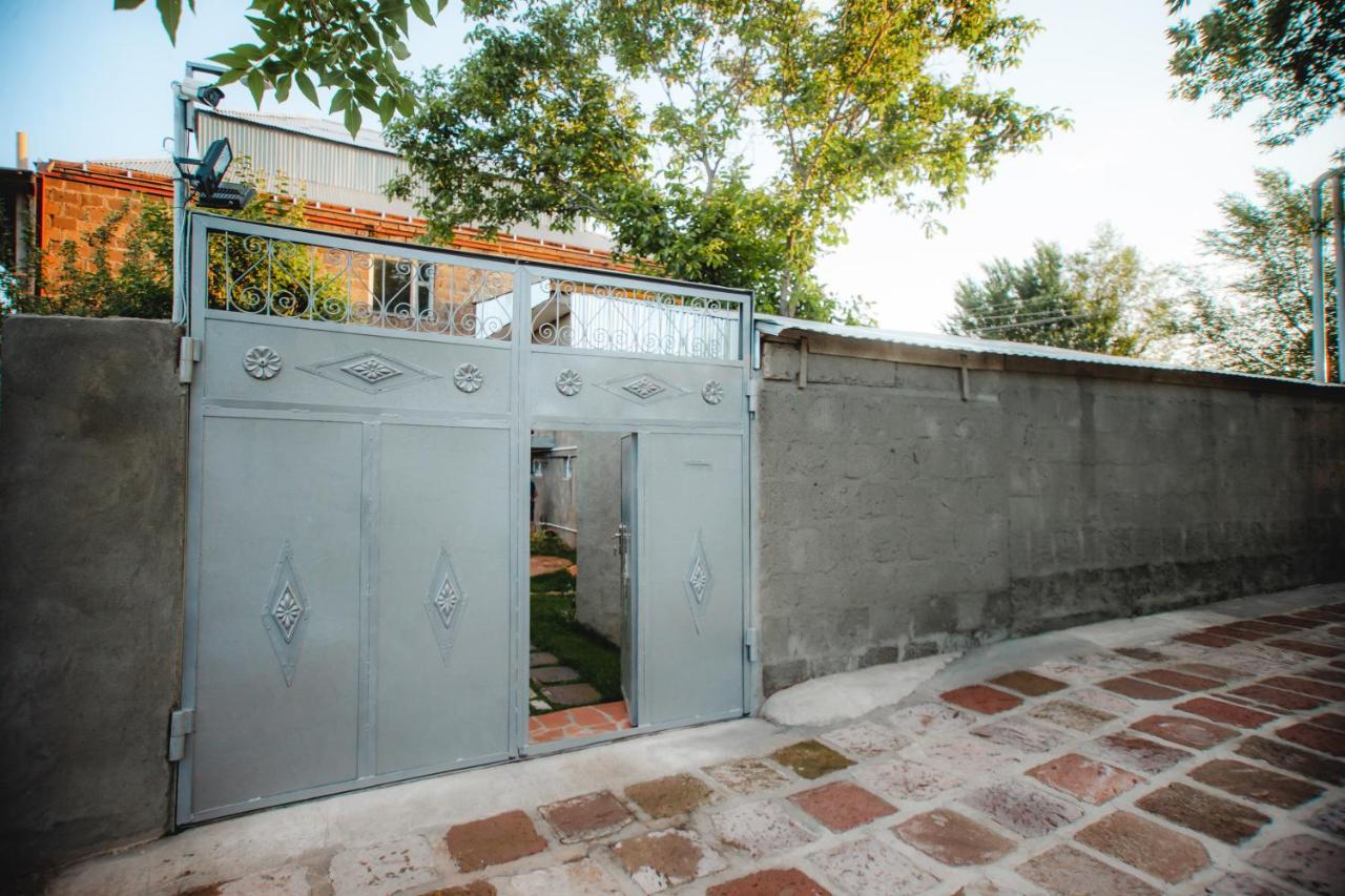 Mkhitaryan Guest House Gyumri Exterior foto